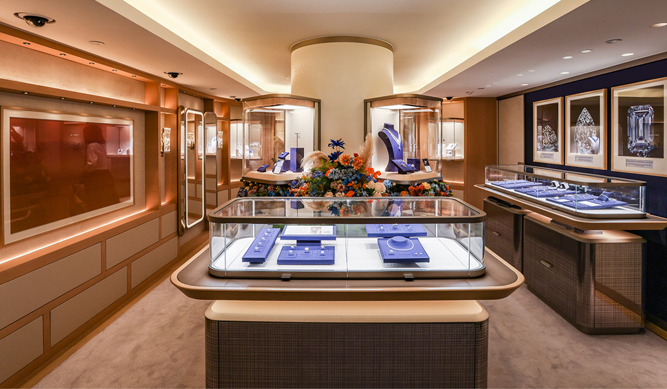 【Latest】 Luxury Customization of High-end Jewelry Brand’s New Store Showcase